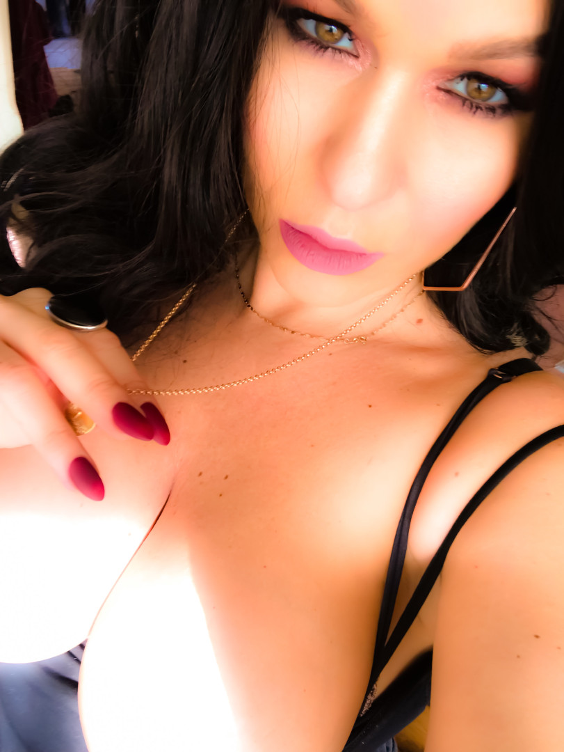 Photo by surrendersubmit published on October 16,2023 05:39:52 - BestThots