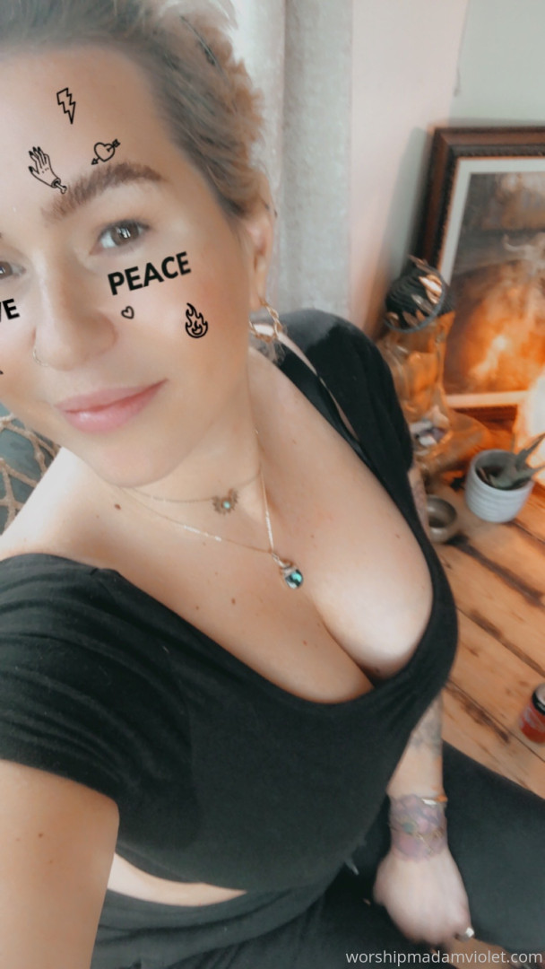 Photo by surrendersubmit published on October 16,2023 05:48:44 - BestThots