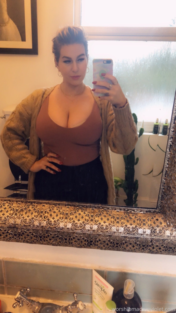 Photo by surrendersubmit published on October 16,2023 06:51:01 - BestThots