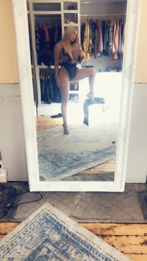 Photo by surrendersubmit published on October 16,2023 06:53:48 - BestThots