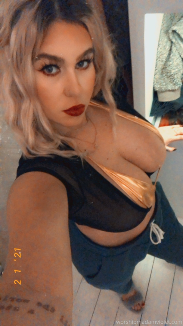 Photo by surrendersubmit published on October 16,2023 06:55:41 - BestThots