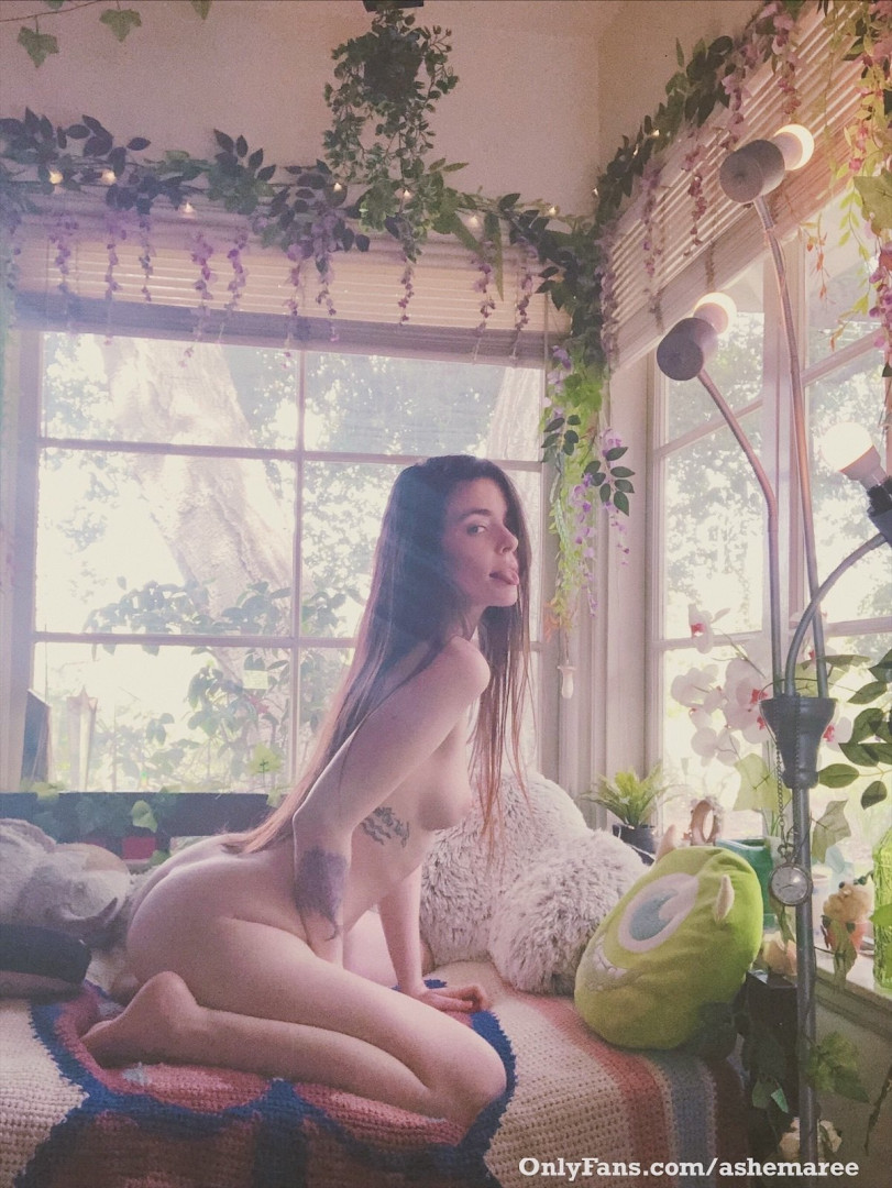 Photo by ashemaree published on November 24,2023 13:01:10 - BestThots