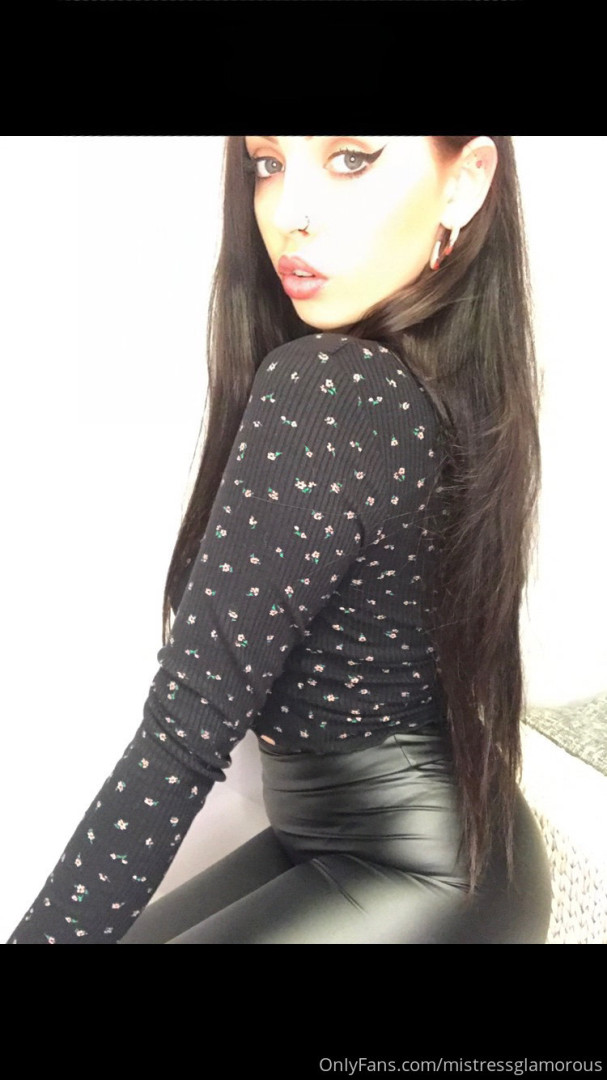 Photo by mistressglamorous published on May 20,2023 21:15:14 - BestThots