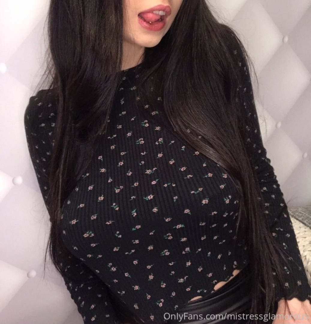 Photo by mistressglamorous published on May 20,2023 21:16:03 - BestThots