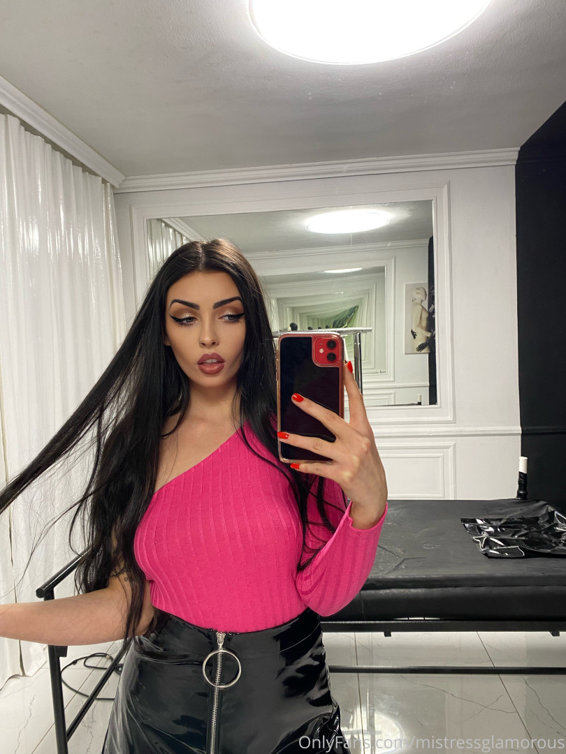 Photo by mistressglamorous published on May 20,2023 21:17:34 - BestThots