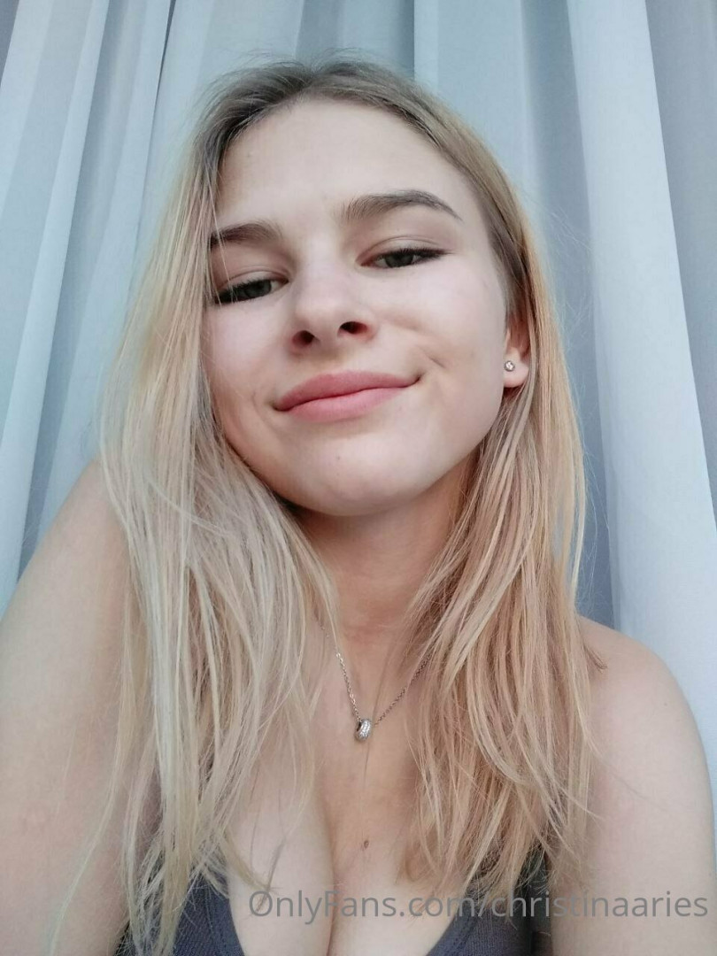 Photo by christinaaries published on June 3,2023 08:32:07 - BestThots
