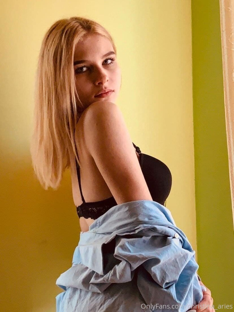 Photo by christinaaries published on June 3,2023 08:34:36 - BestThots