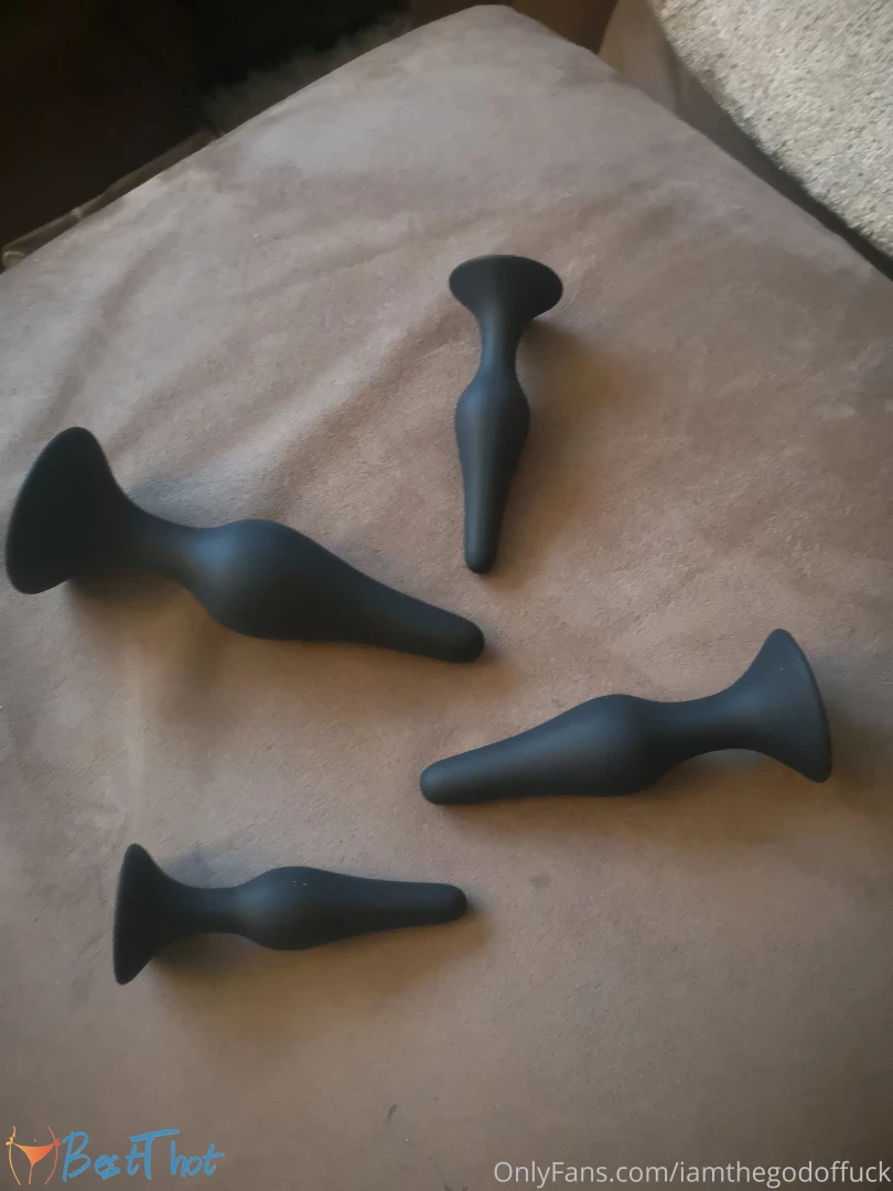 iamthegodof #9800042