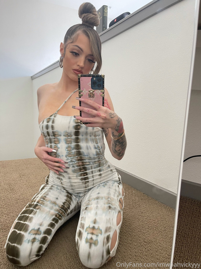 Photo by woahhvicky published on June 24,2023 16:26:07 - BestThots