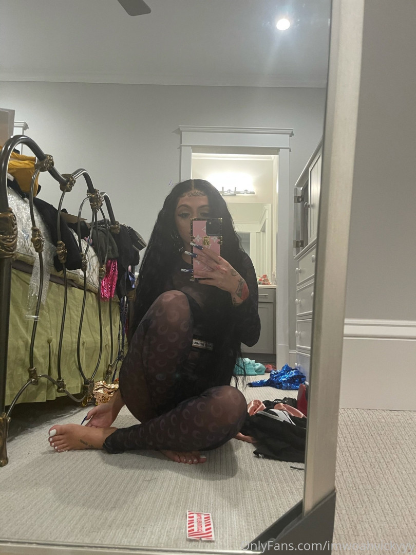 Photo by woahhvicky published on June 24,2023 16:30:47 - BestThots