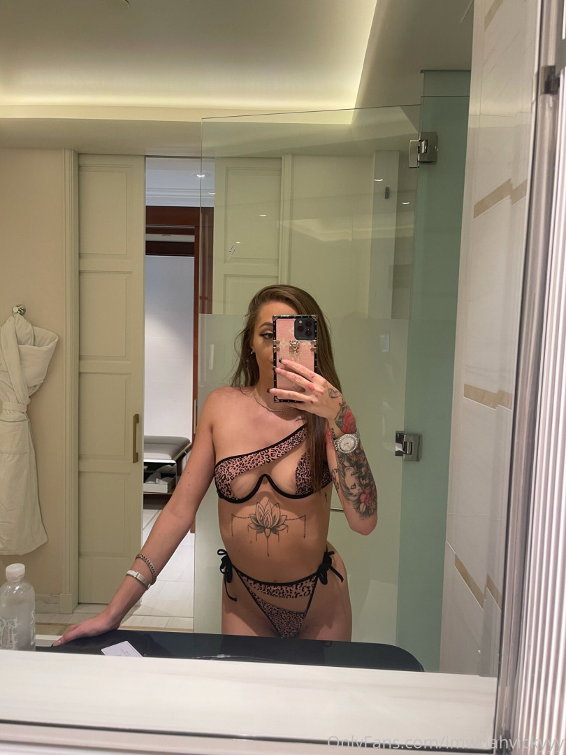 Photo by woahhvicky published on June 24,2023 16:32:44 - BestThots