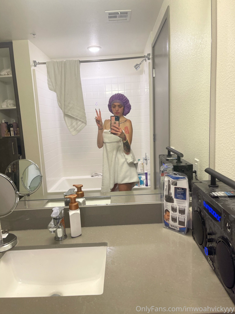 Photo by woahhvicky published on June 24,2023 16:37:40 - BestThots