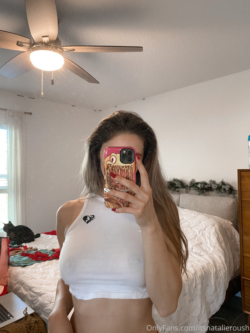 Photo by itsnatalieroush published on August 30,2023 00:39:43 - BestThots
