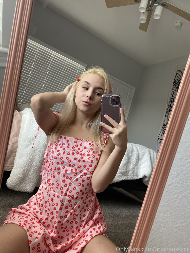 Photo by ariabanksxxx published on August 8,2023 21:52:36 - BestThots