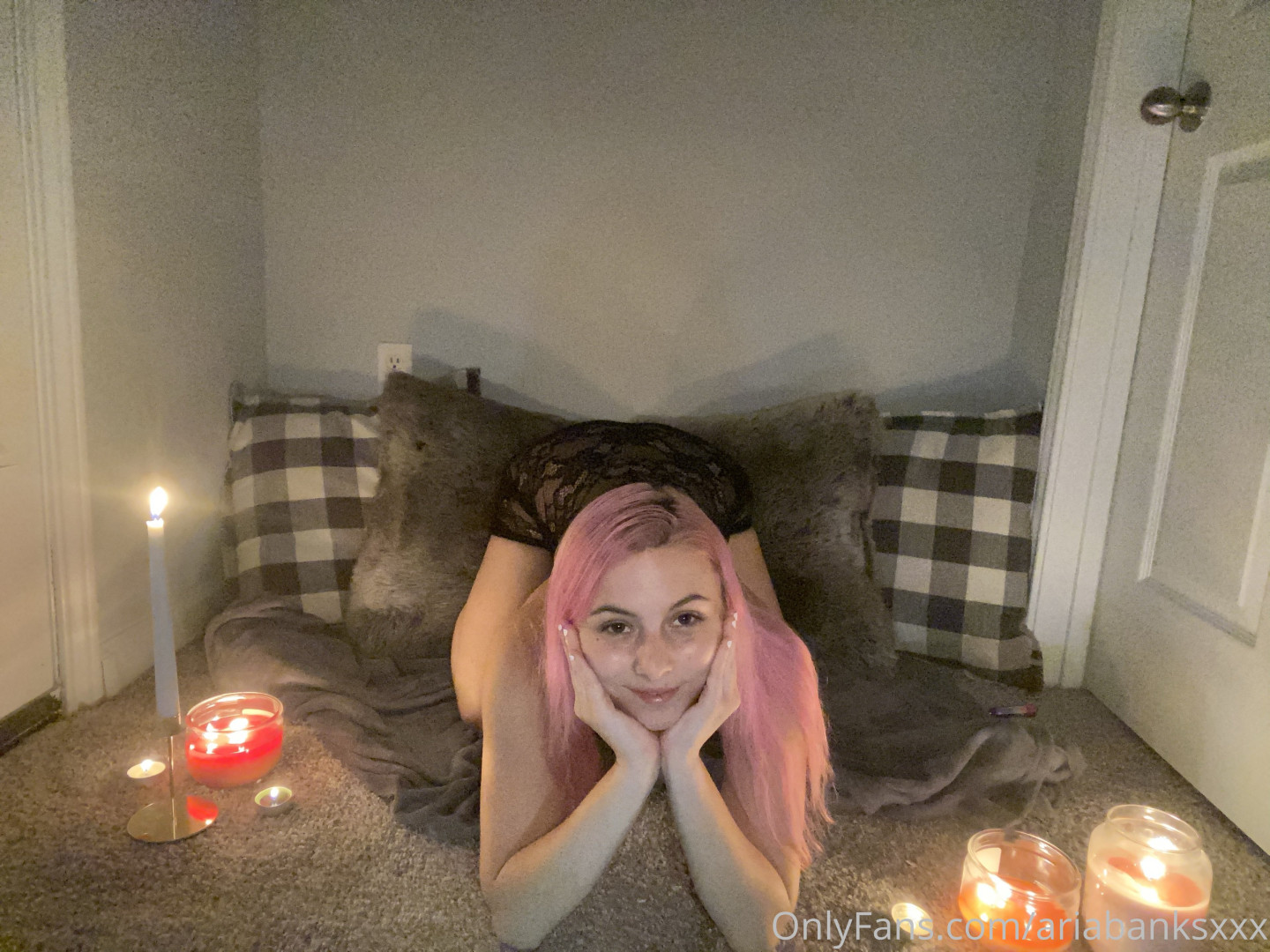 Photo by ariabanksxxx published on August 8,2023 22:15:32 - BestThots