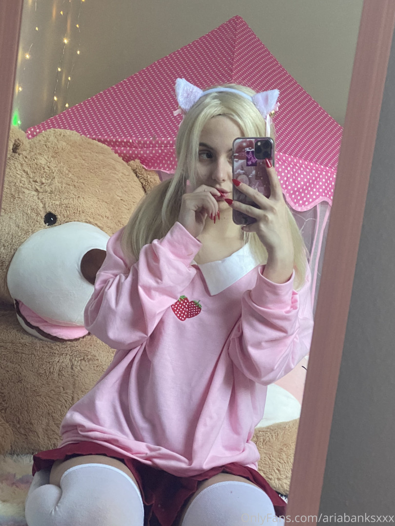 Photo by ariabanksxxx published on August 8,2023 22:20:26 - BestThots
