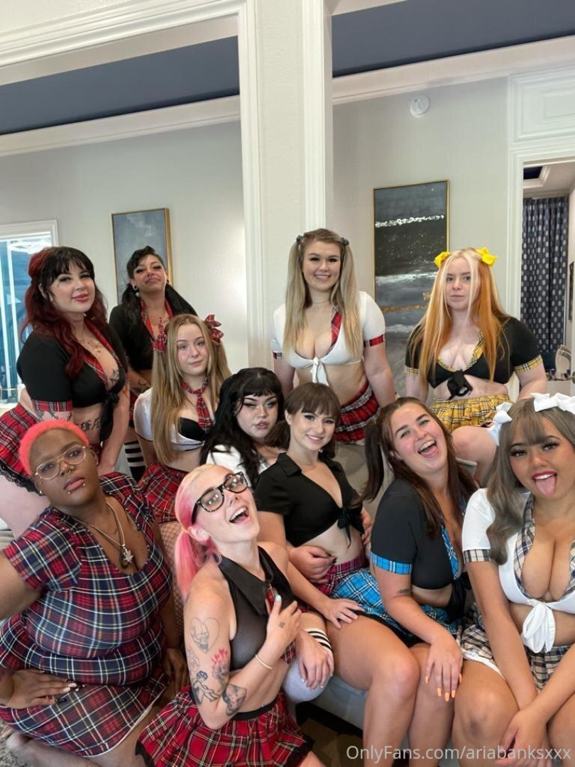 Photo by ariabanksxxx published on August 8,2023 22:25:20 - BestThots