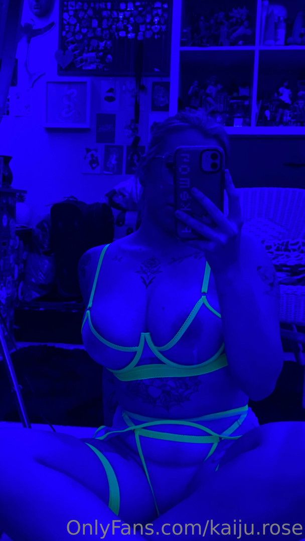 Photo by kaiju.rose published on August 2,2023 23:47:49 - BestThots