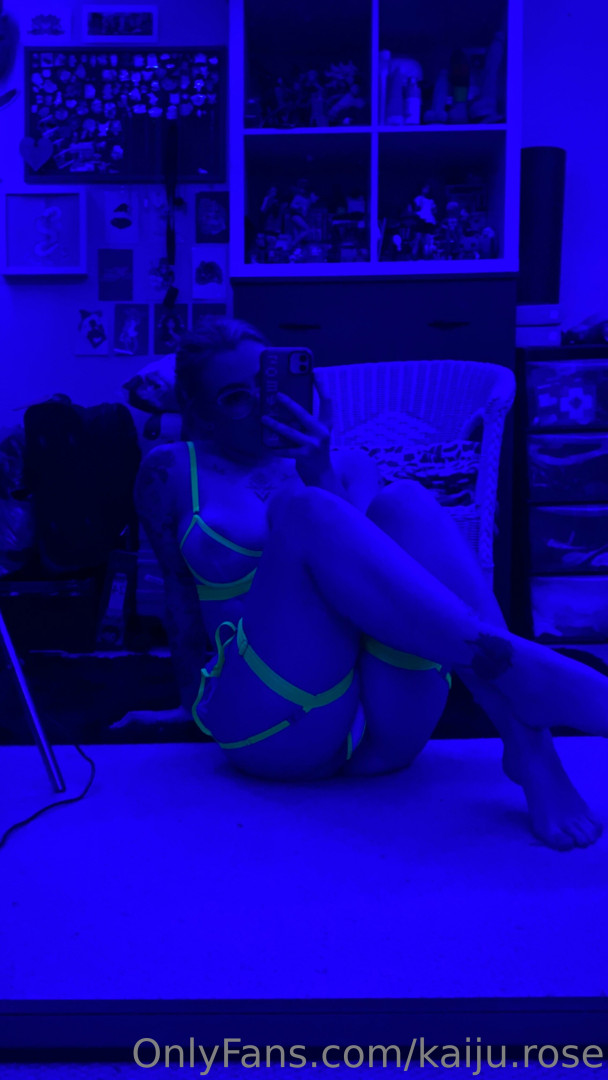 Photo by kaiju.rose published on August 2,2023 23:49:15 - BestThots