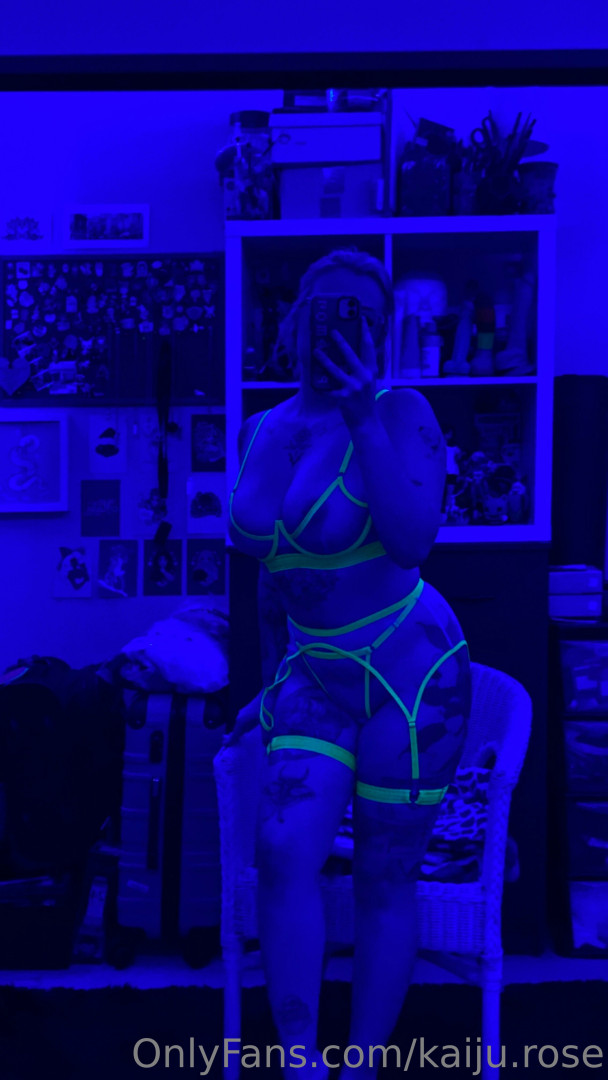 Photo by kaiju.rose published on August 2,2023 23:50:34 - BestThots
