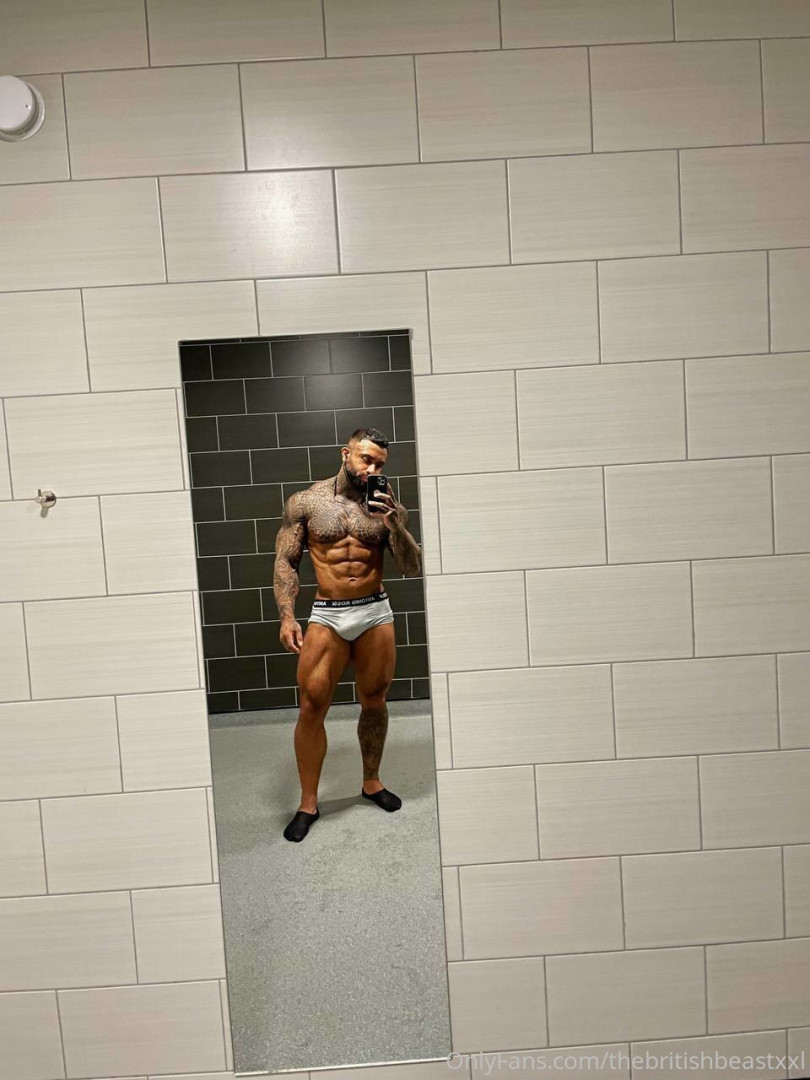 Photo by thebritishbeastxxl published on October 16,2023 11:45:08 - BestThots