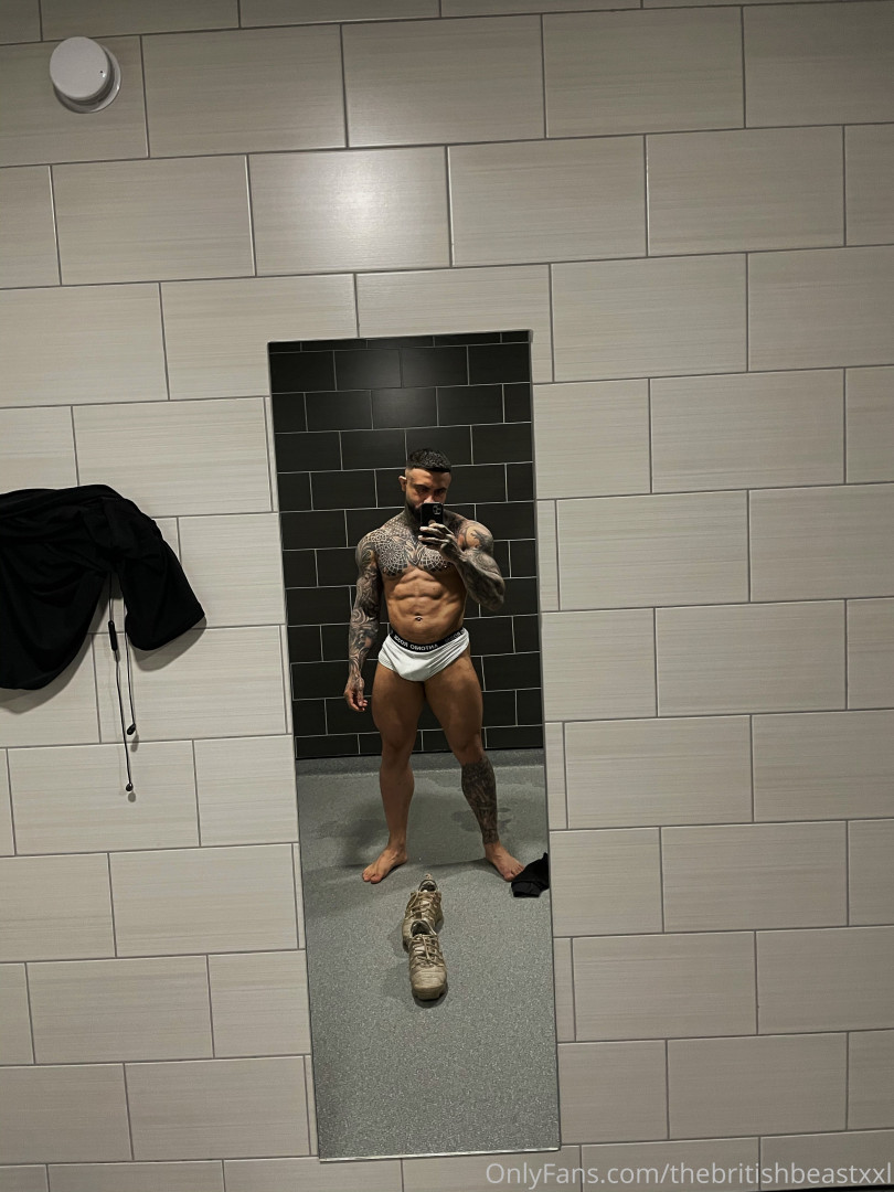 Photo by thebritishbeastxxl published on October 16,2023 11:49:40 - BestThots