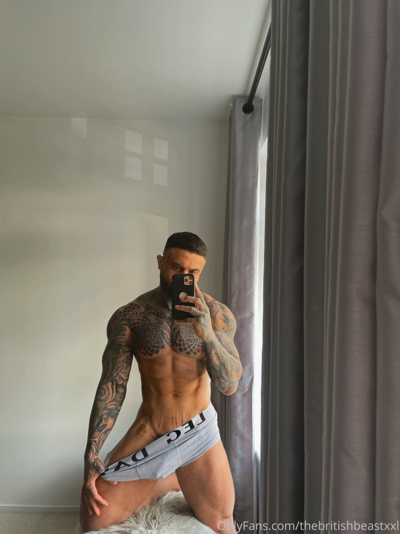 Photo by thebritishbeastxxl published on October 16,2023 11:50:42 - BestThots