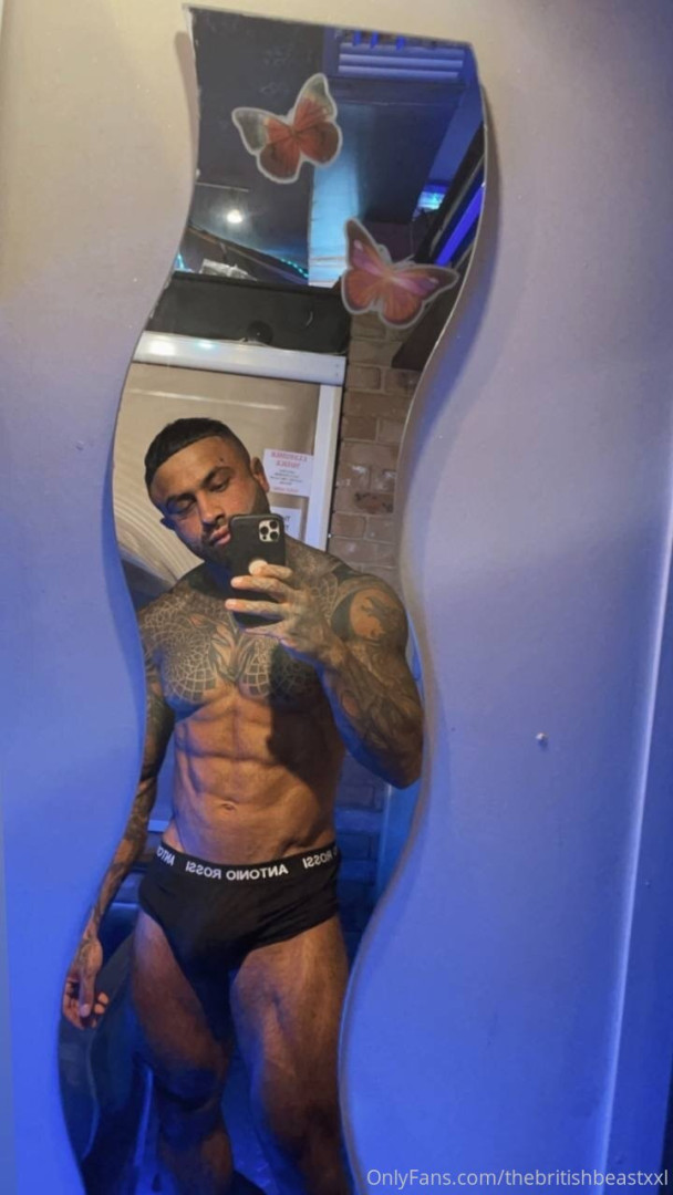 Photo by thebritishbeastxxl published on October 16,2023 11:53:25 - BestThots