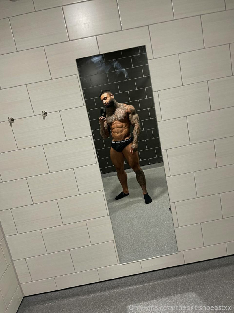 Photo by thebritishbeastxxl published on October 16,2023 11:54:15 - BestThots