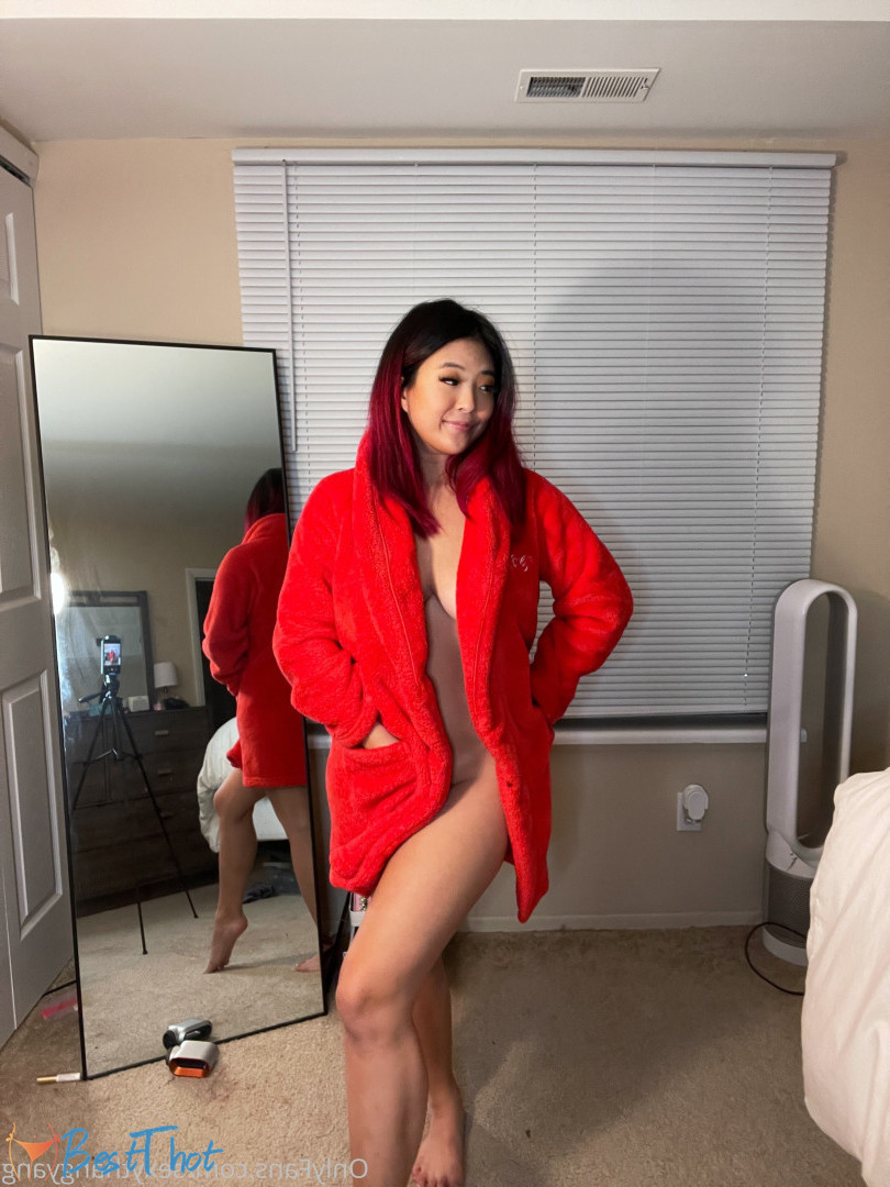 Photo by sexythangyang published on December 12,2024 09:16:07 - BestThots