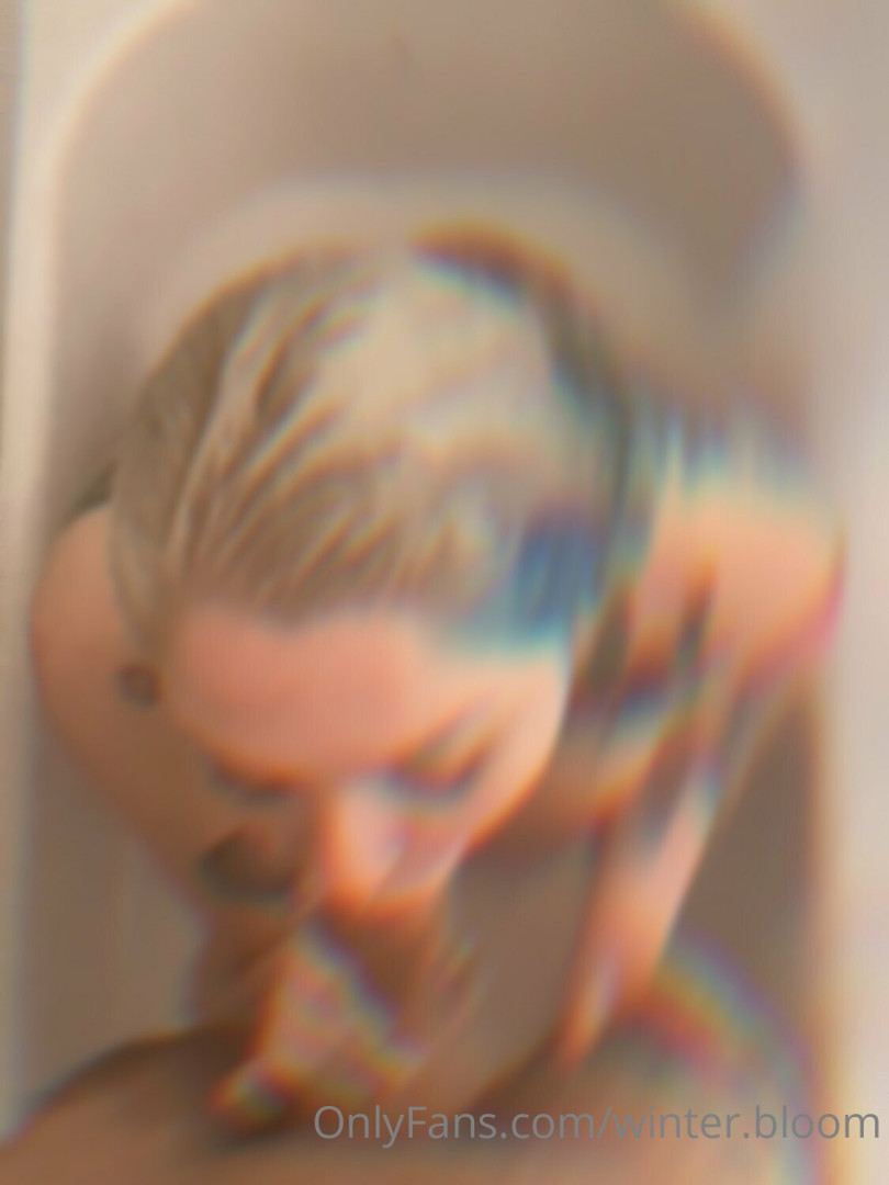 Photo by winter.bloom published on October 11,2023 15:20:28 - BestThots