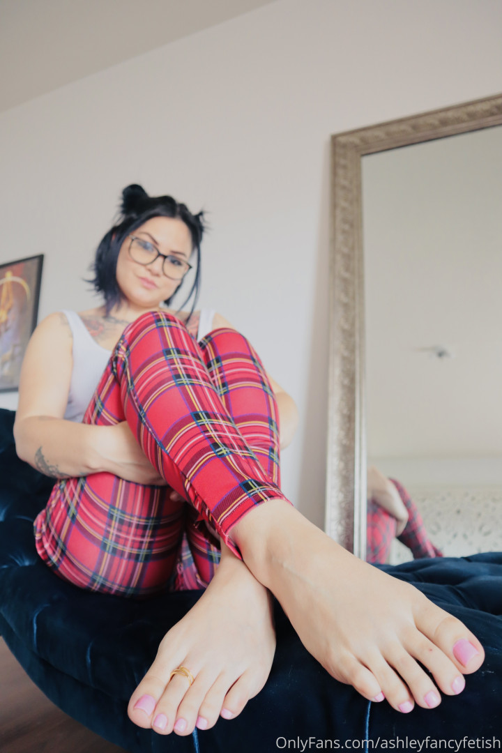 Photo by ashleyfancyfetish published on October 17,2023 07:31:35 - BestThots