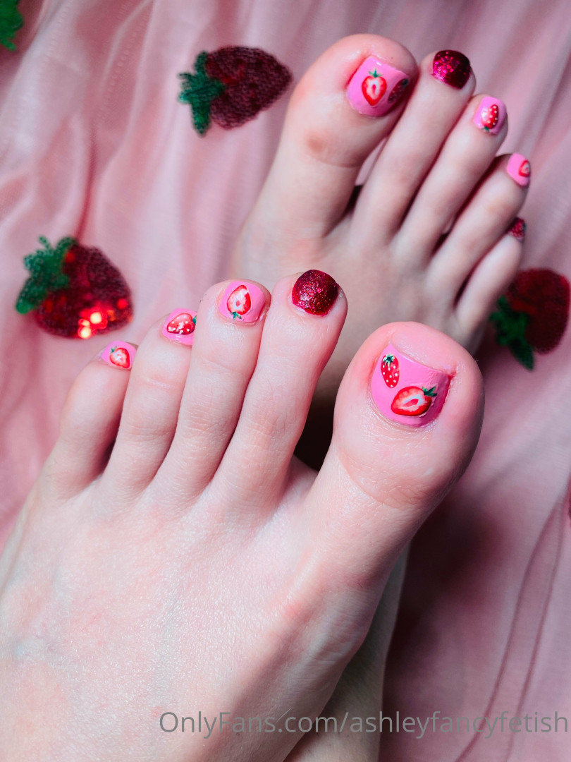 Photo by ashleyfancyfetish published on October 17,2023 07:39:23 - BestThots