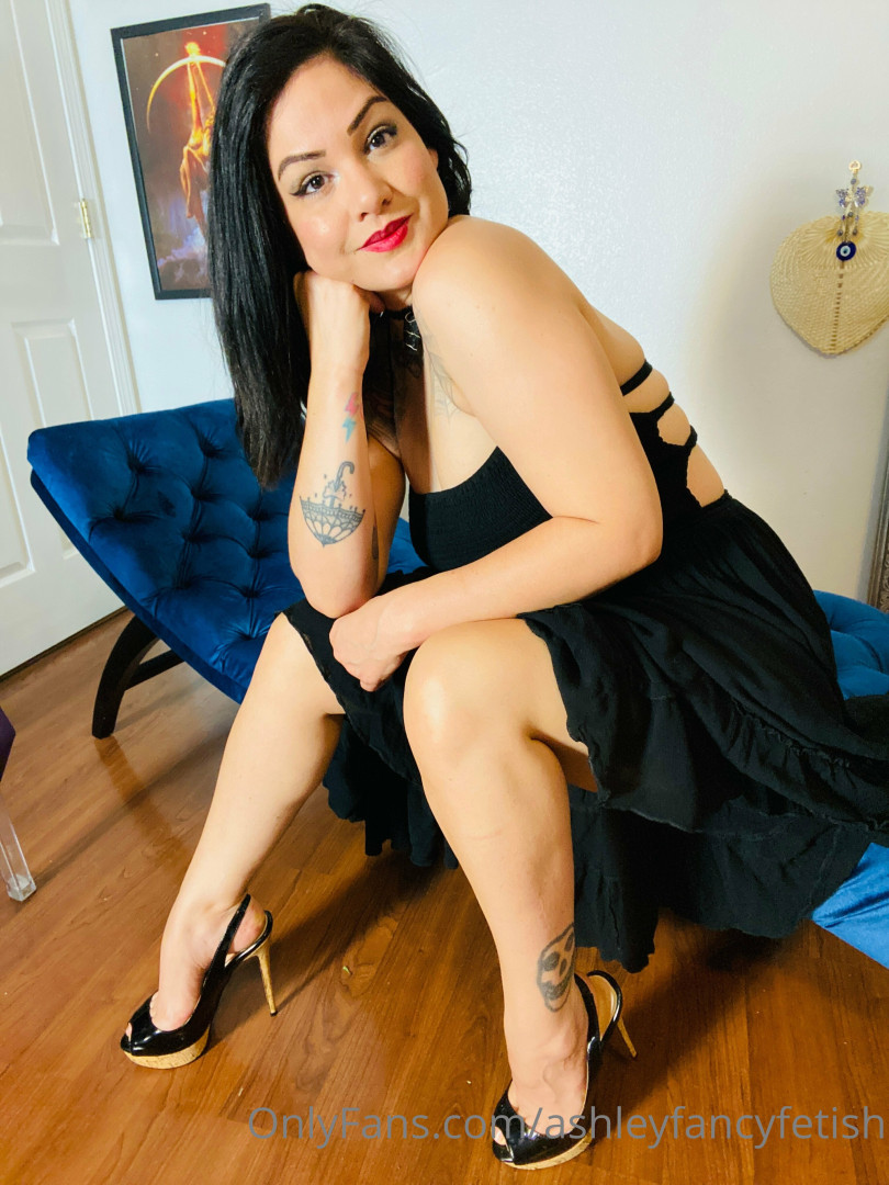 Photo by ashleyfancyfetish published on October 17,2023 07:41:28 - BestThots