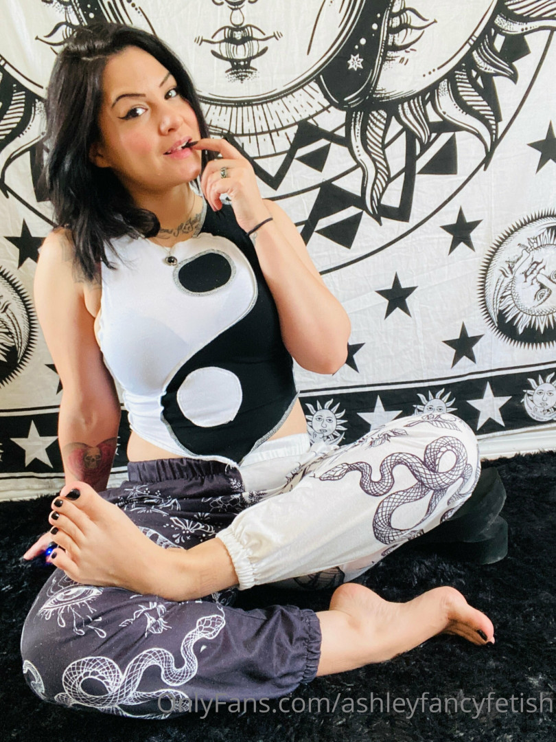 Photo by ashleyfancyfetish published on October 17,2023 07:43:50 - BestThots