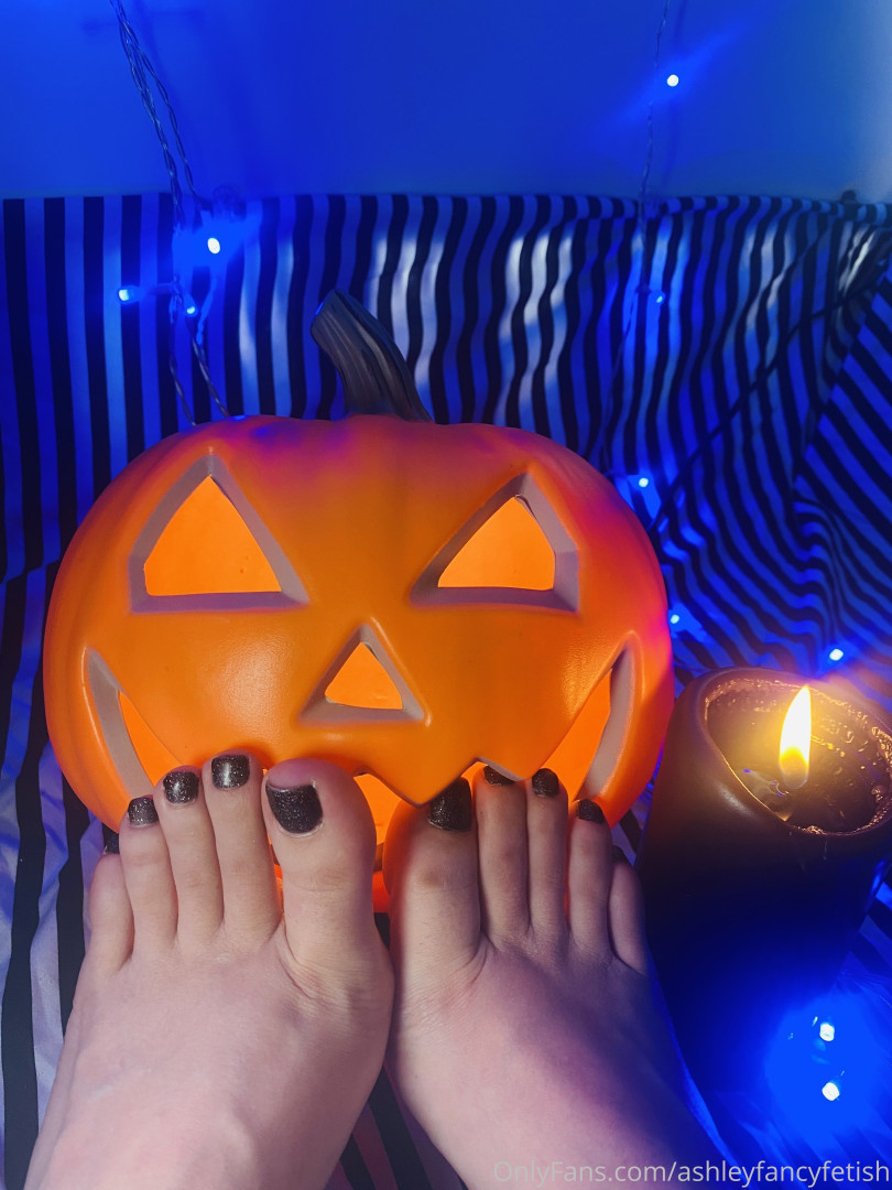 Photo by ashleyfancyfetish published on October 17,2023 07:46:17 - BestThots