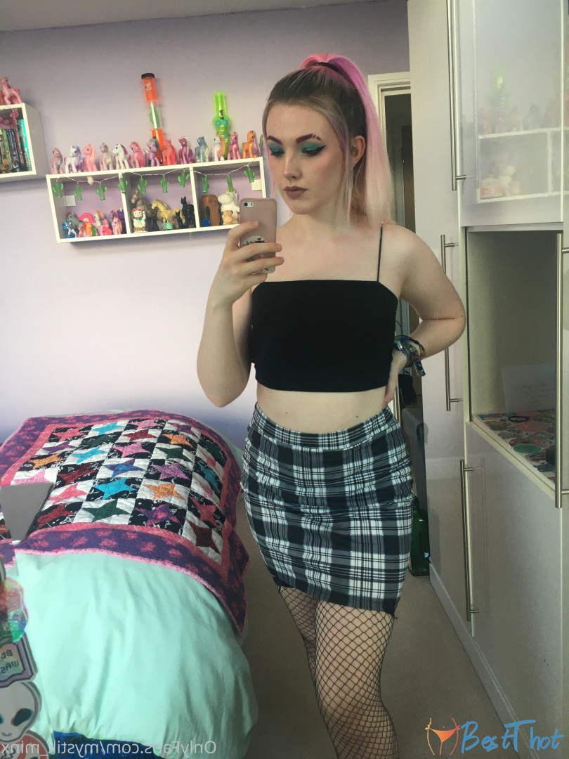 Photo by mystik_minx published on December 13,2024 20:05:50 - BestThots