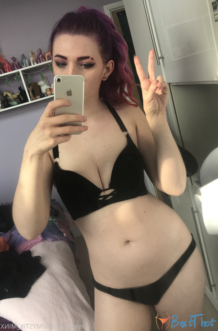 Photo by mystik_minx published on December 13,2024 20:06:18 - BestThots