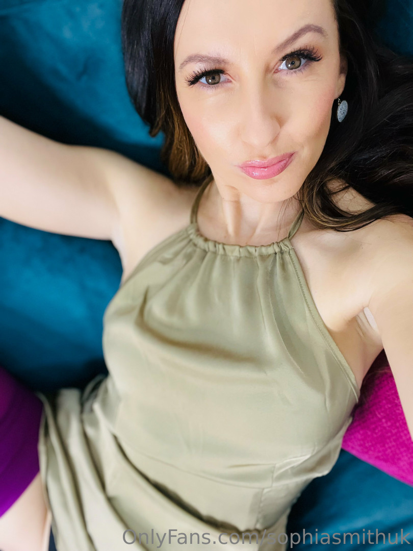 Photo by sophiasmithuk published on July 31,2023 21:49:03 - BestThots