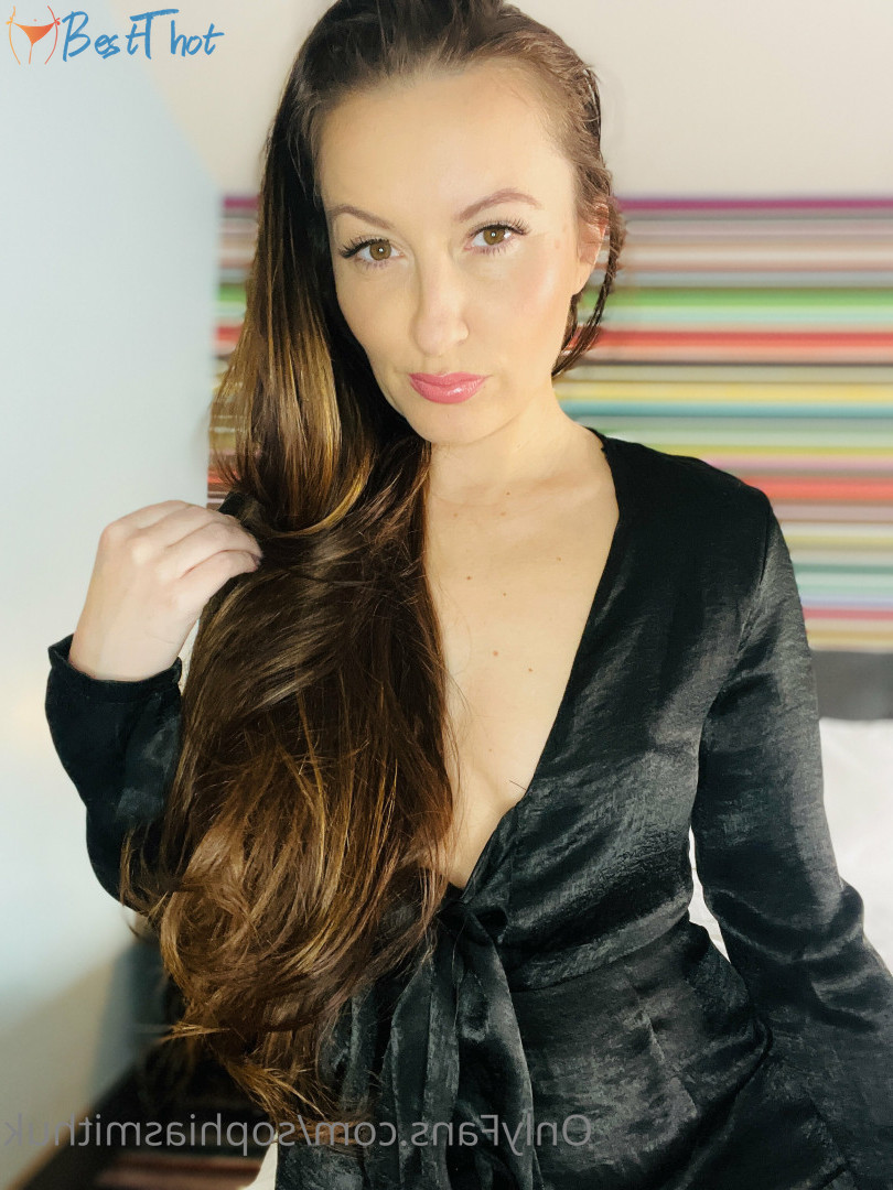 Photo by sophiasmithuk published on December 12,2024 09:01:58 - BestThots
