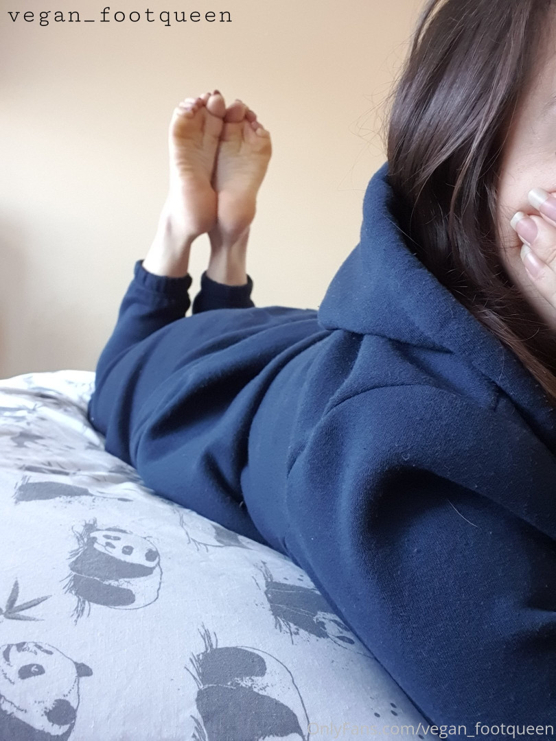 Photo by vegan_footqueen published on October 16,2023 18:08:10 - BestThots