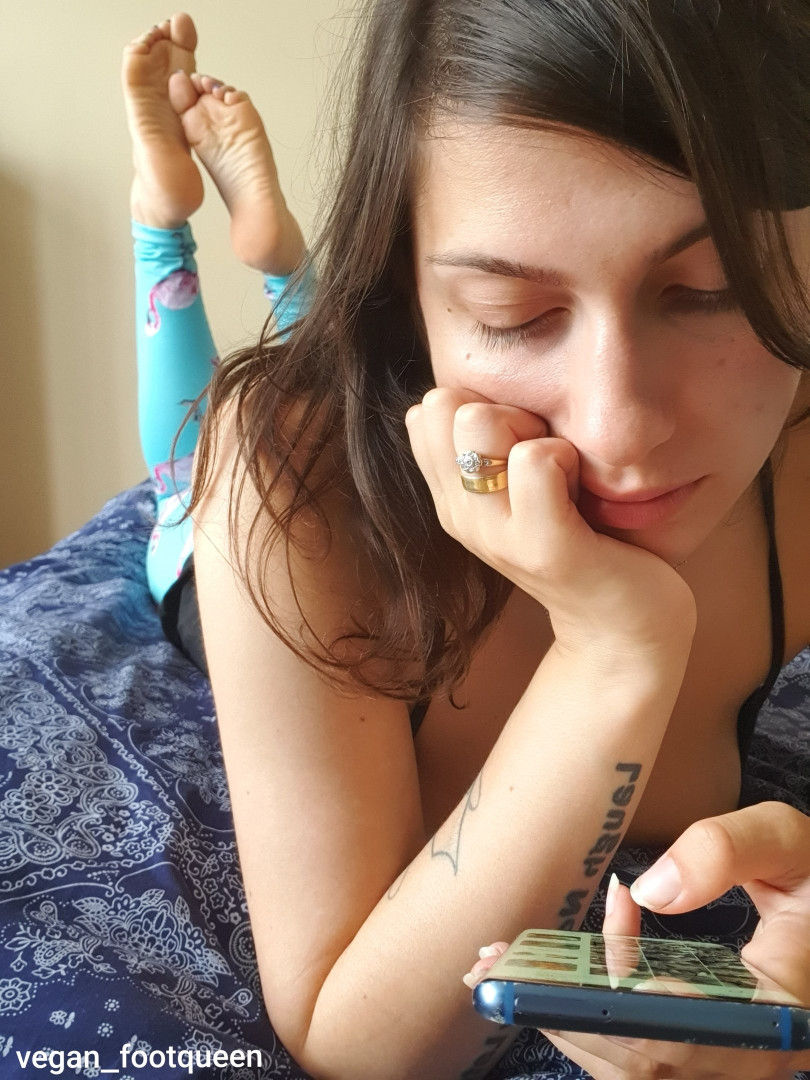 Photo by vegan_footqueen published on October 16,2023 18:15:45 - BestThots