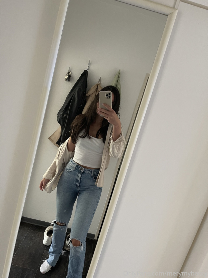 Photo by peachyclairex published on June 25,2023 16:52:35 - BestThots