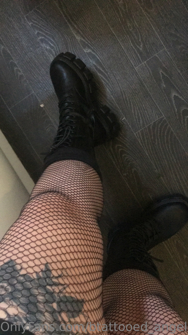 Photo by btattooed_angel published on June 10,2023 23:47:26 - BestThots