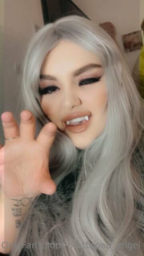 Photo by btattooed_angel published on June 10,2023 23:48:42 - BestThots