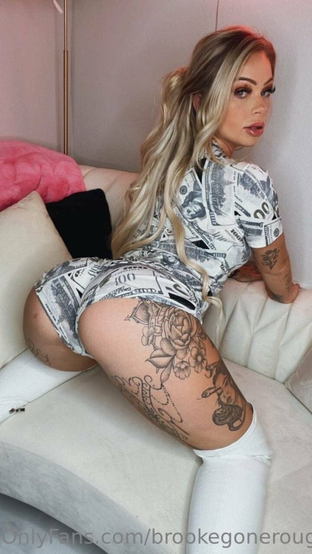 Photo by brookegonerouge published on October 17,2023 02:24:40 - BestThots