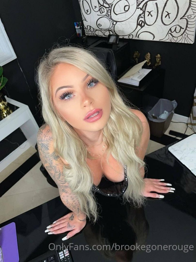 Photo by brookegonerouge published on October 17,2023 02:29:44 - BestThots