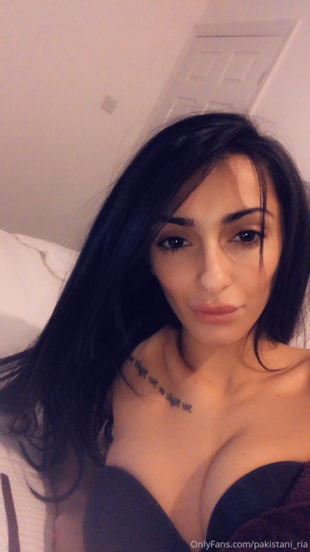 Photo by pakistani_ria published on October 14,2023 05:27:09 - BestThots