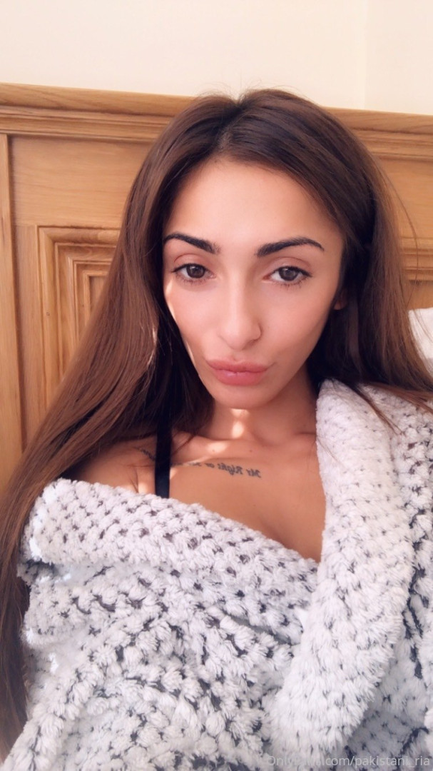 Photo by pakistani_ria published on October 14,2023 05:45:57 - BestThots