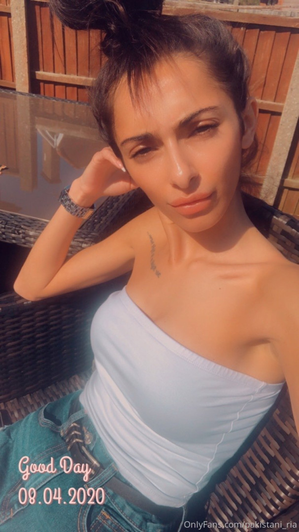 Photo by pakistani_ria published on October 14,2023 06:31:24 - BestThots